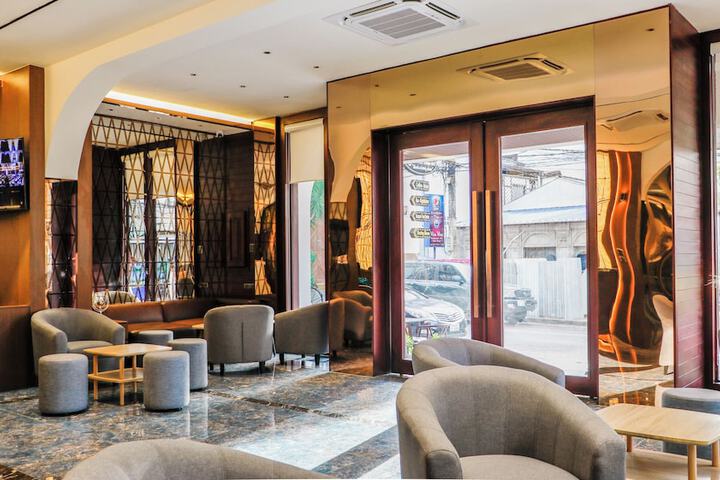 Hotel Interior 16 of 91