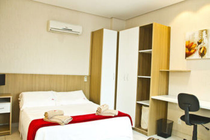 Room 28 of 74