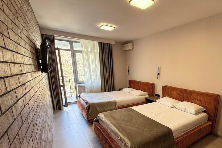 Room 48 of 81