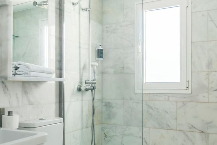 Clean Restrooms
