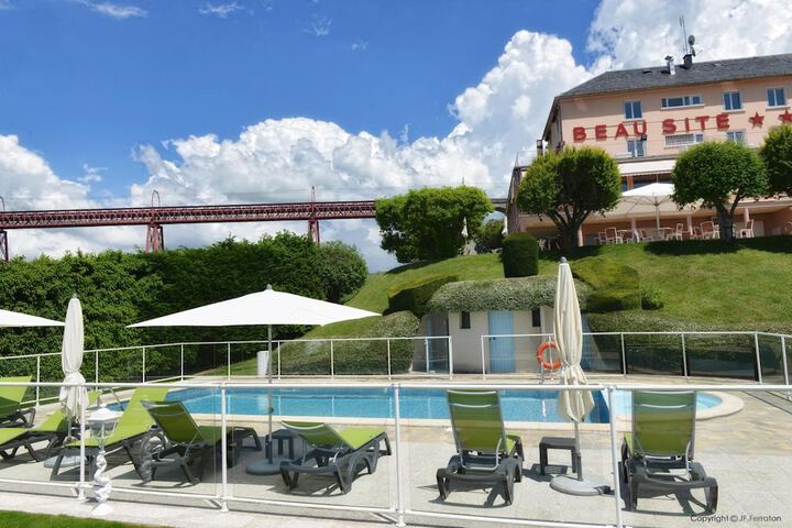 Pool 29 of 69