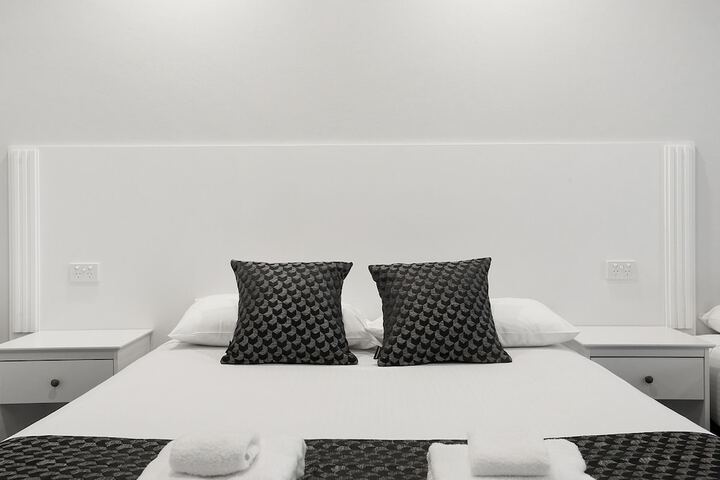 Room 46 of 80