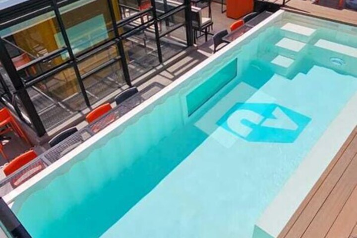 Pool 62 of 82