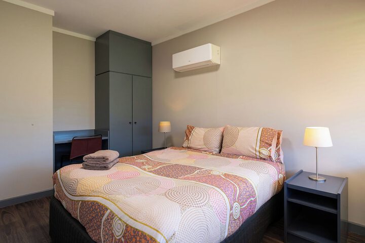 Room 9 of 23