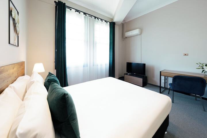 Room 15 of 39