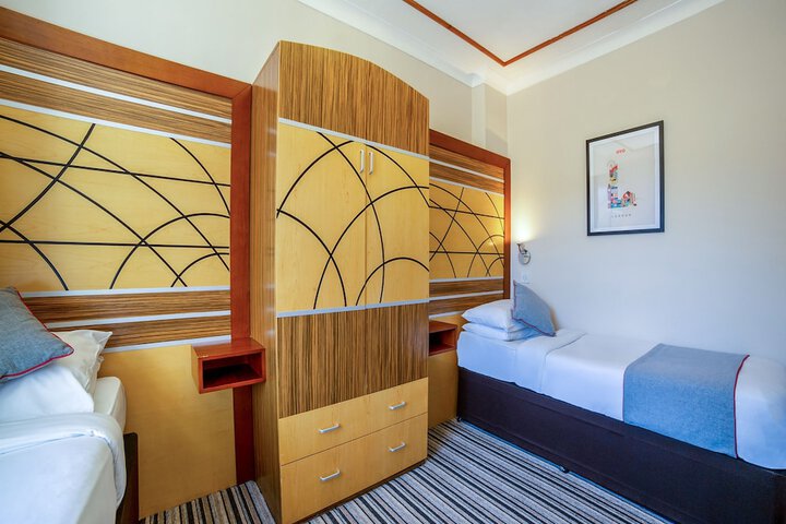 Room 31 of 54
