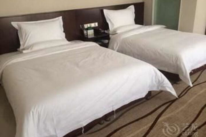 Room 44 of 137