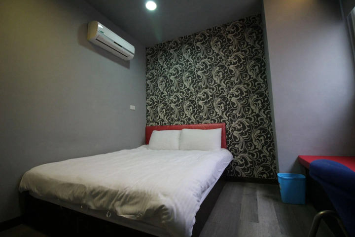 Photo 20