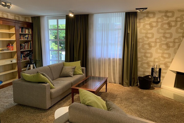 Room 71 of 147