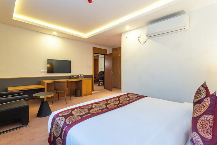 Room 30 of 126