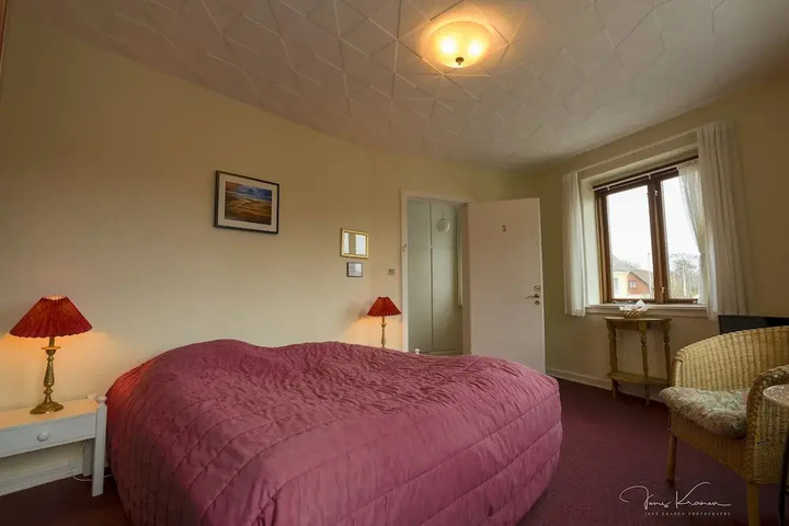 Room 5 of 15