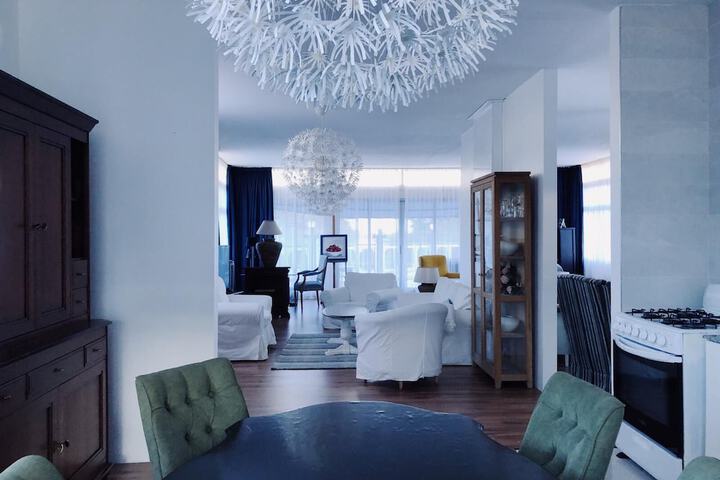 Room 22 of 57