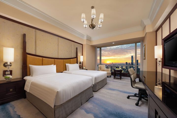 Room 16 of 68