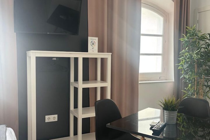 Room 43 of 52
