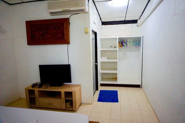 Room 14 of 54
