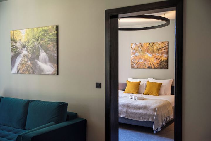 Room 10 of 58