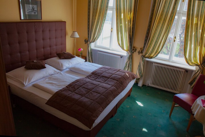 Room 13 of 67