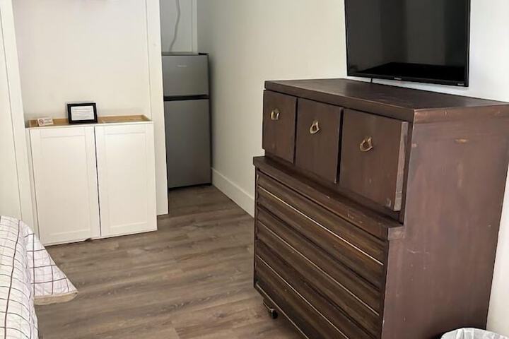 Room 3 of 22