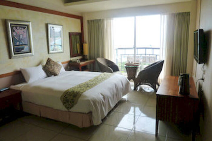 Room 35 of 47