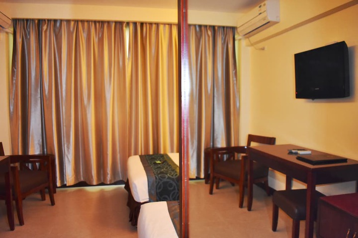 Room 26 of 92