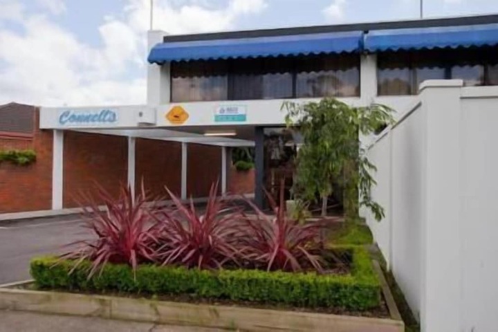 Exterior of Connells Motel & Serviced Apartments