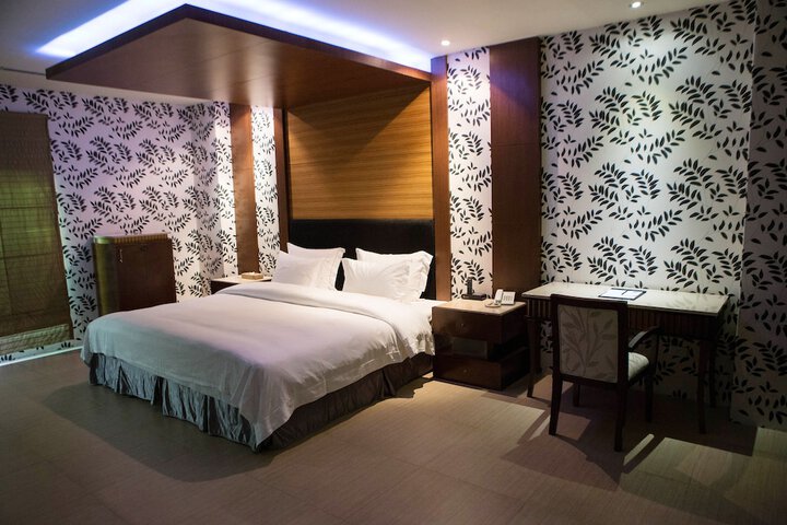 Room 40 of 79