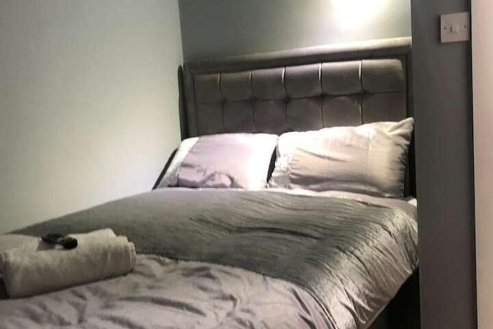 Room 11 of 36