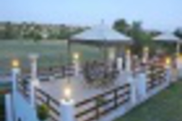 Terrace/Patio 3 of 12