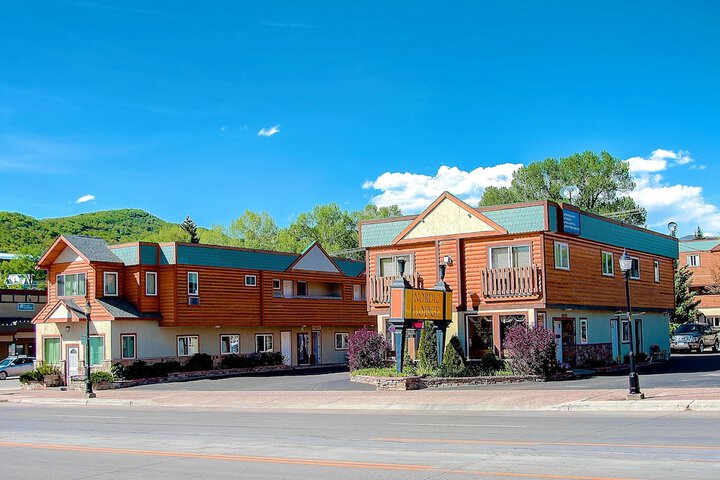 Pet Friendly 40 of 46