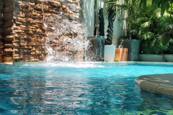 Pool 84 of 102