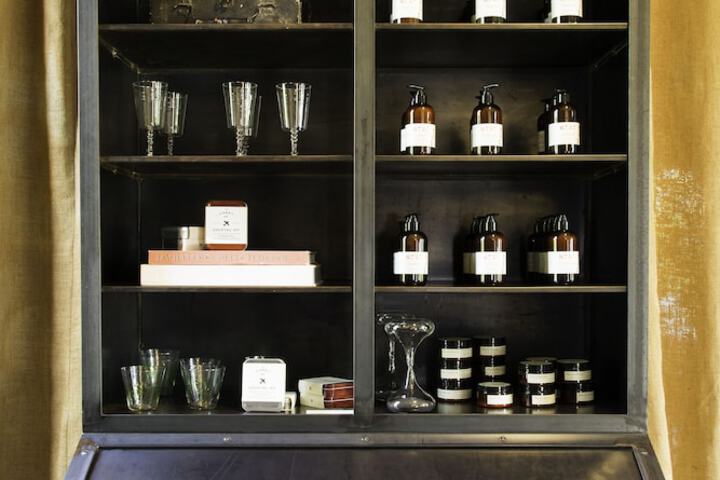 Gift shop