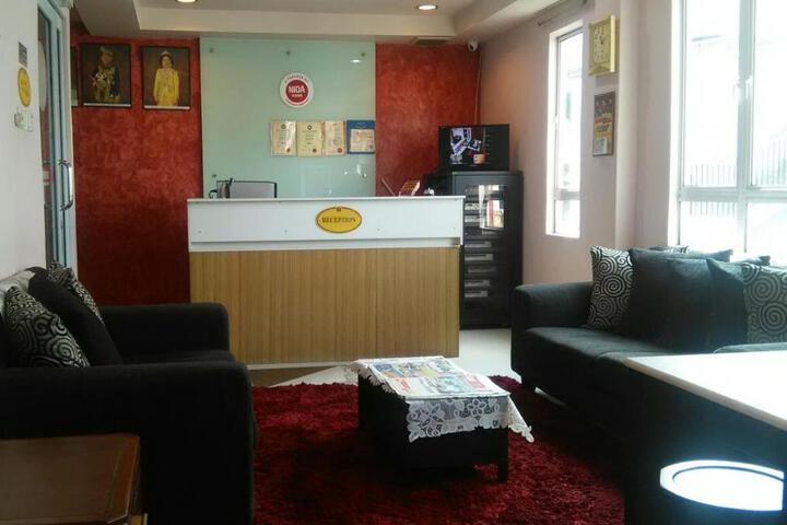 Photo 8