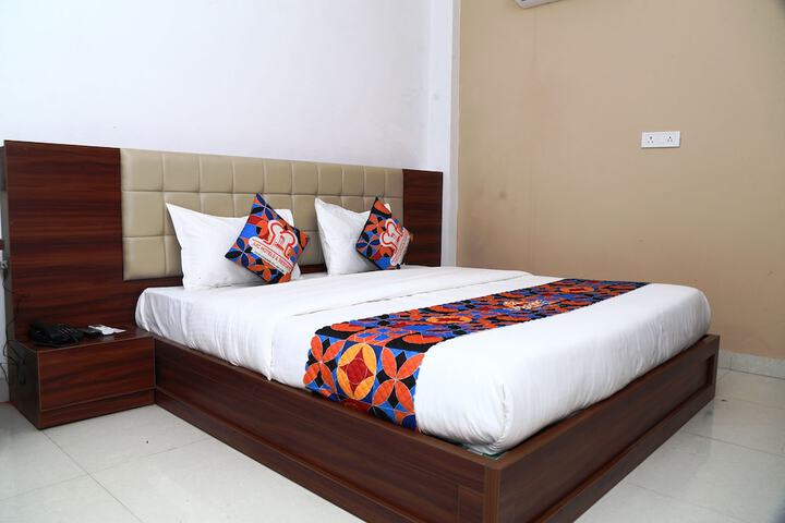 Room 2 of 14