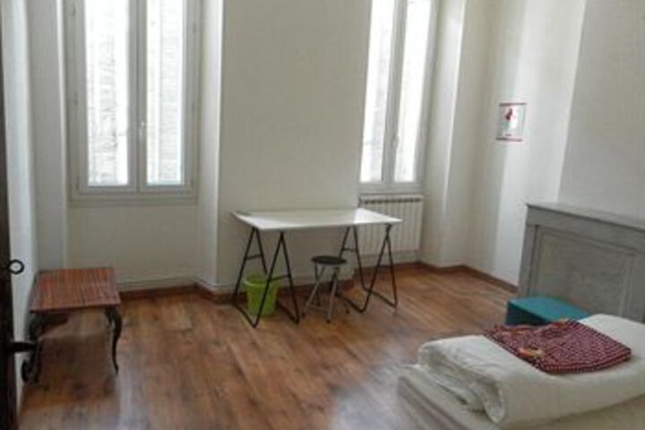 Room 12 of 37
