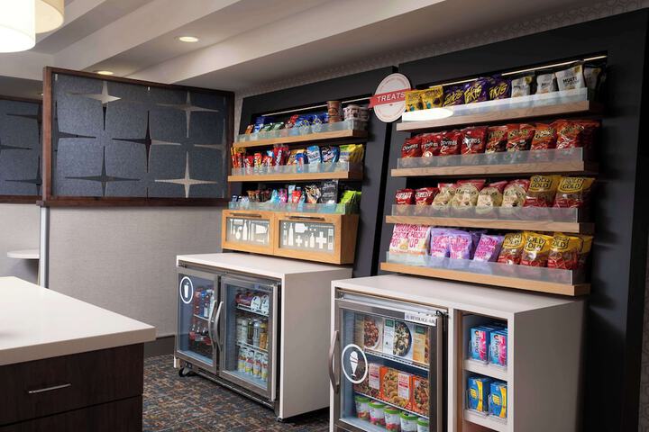 Snack bar