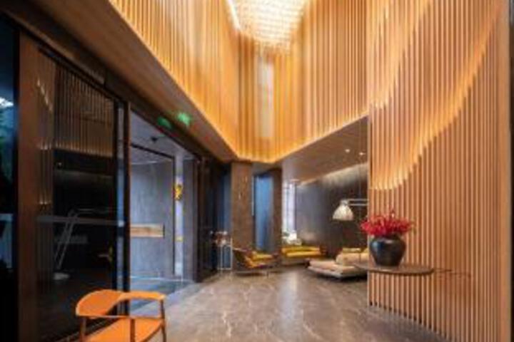 LANDUN QUEST HOTEL