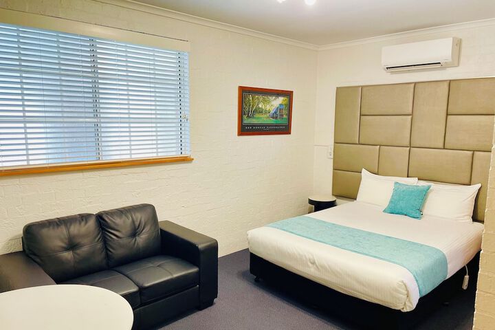 Room 63 of 111