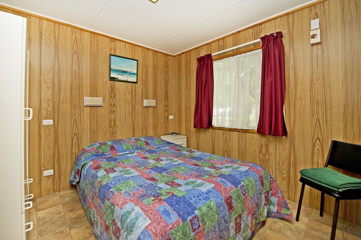 Room 3 of 33