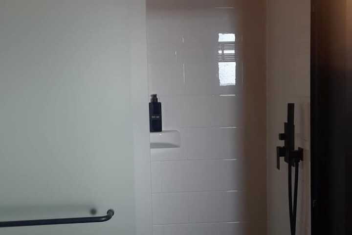 Room 9 of 23