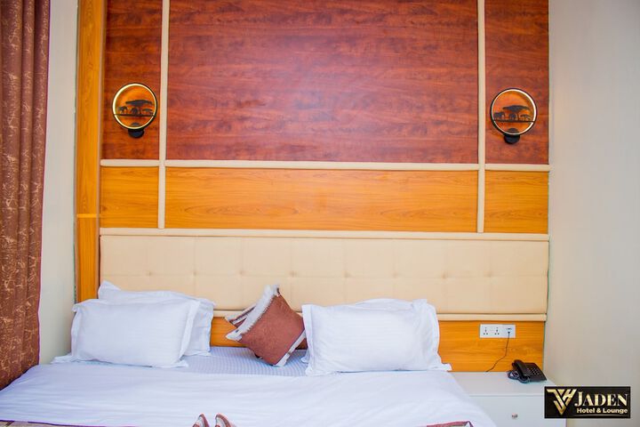 Room 9 of 55