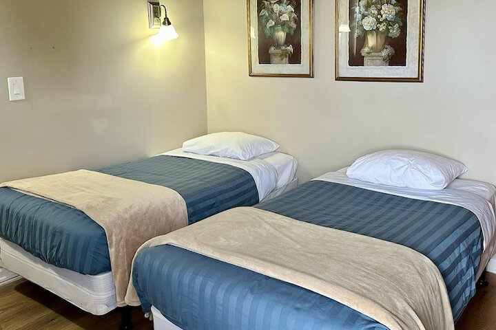 Room 5 of 53