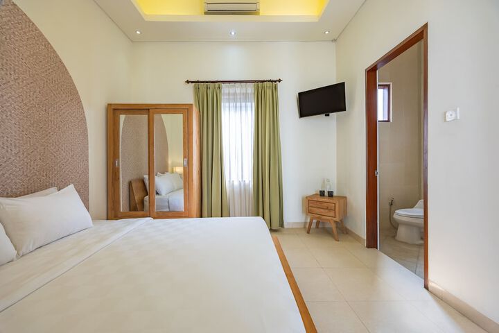 Room 7 of 35