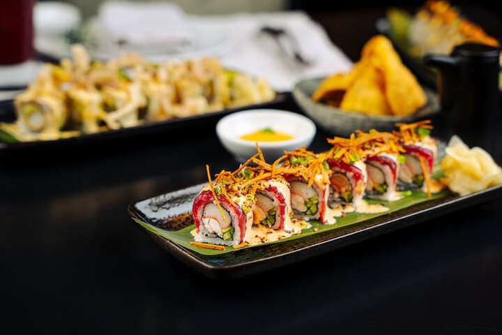 Dining 76 of 149
