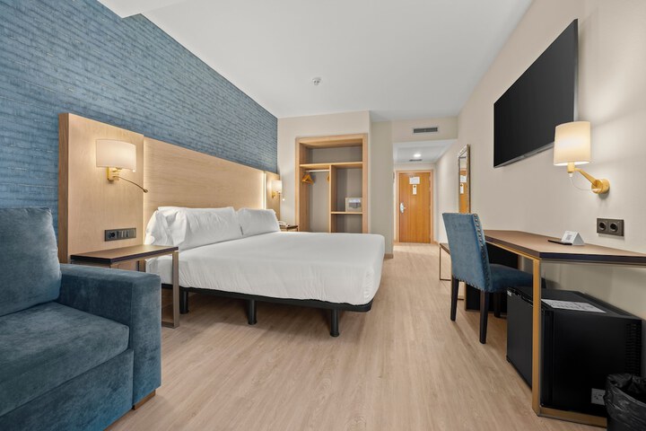 Room 29 of 63