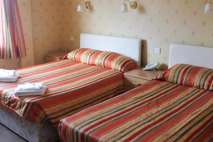 NEW LORETTA HOTEL