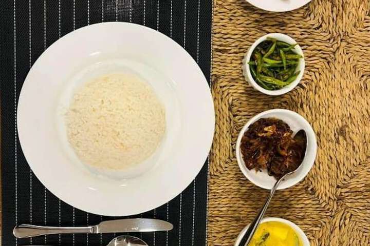 Dining 31 of 59