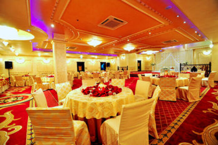 Ballroom/Hall 5 of 54