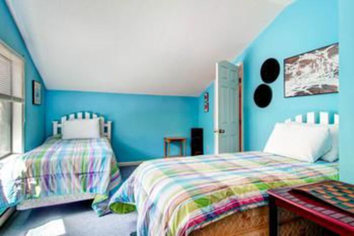 Room 14 of 28