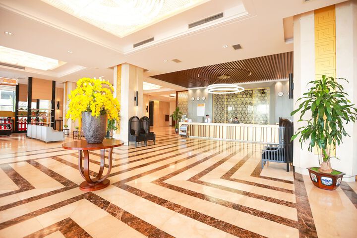 Hotel Interior 9 of 65