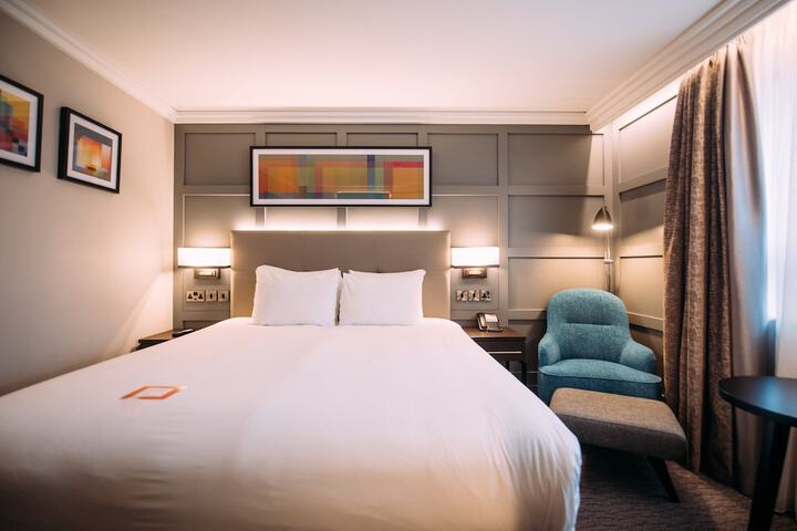 Room 21 of 155